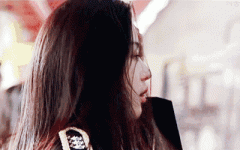 回眸一笑吓死人呀 回眸一笑吓死人呀