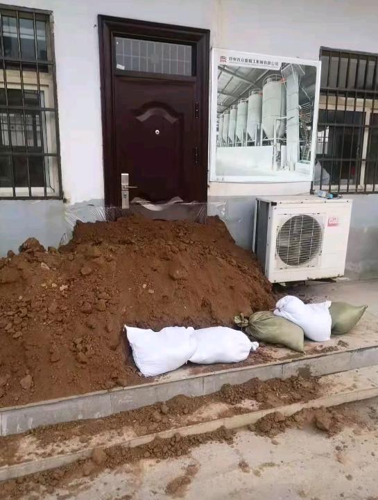 千万别让男人帮你挑泳衣,这样的泳衣你扛得住吗?哈哈哈太逗了 千万别让男人帮你挑泳衣,这样的泳衣你扛得住吗?哈哈哈太逗了