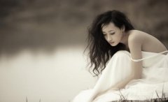 美.....美女表情很到位