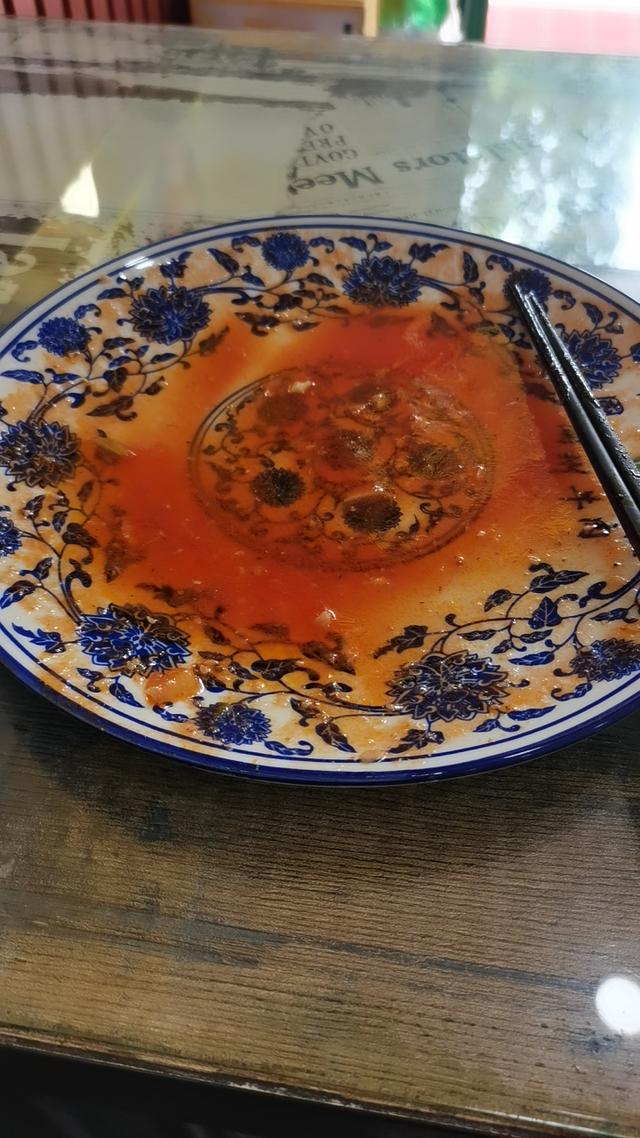 老婆发来一张吃饭的照片,我看完后选择离婚,网友:这波太细心了 老婆发来一张吃饭的照片,我看完后选择离婚,网友:这波太细心了