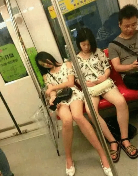 “健身房偶遇了心动的妹子,我月薪五千能追到她吗?”哈哈哈哈真敢想 “健身房偶遇了心动的妹子,我月薪五千能追到她吗?”哈哈哈哈真敢想