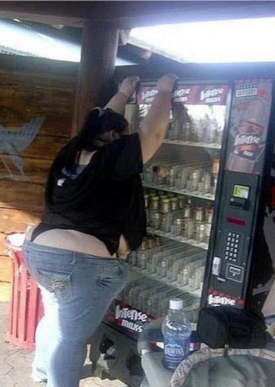 听说男生喜欢大屁股女孩 听说男生喜欢大屁股女孩