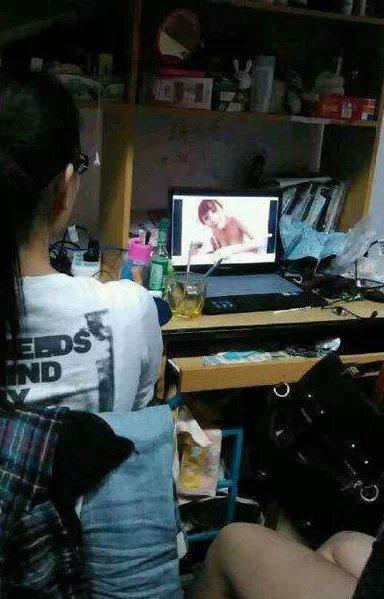 最喜欢和闺蜜一起看电影了 最喜欢和闺蜜一起看电影了