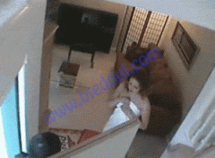 美女出浴动图! 美女出浴动图!