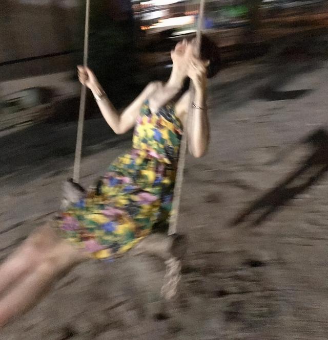 “千万不要偷看男朋友的相册!”不然…你会怀疑人生的!哈哈哈 “千万不要偷看男朋友的相册!”不然…你会怀疑人生的!哈哈哈