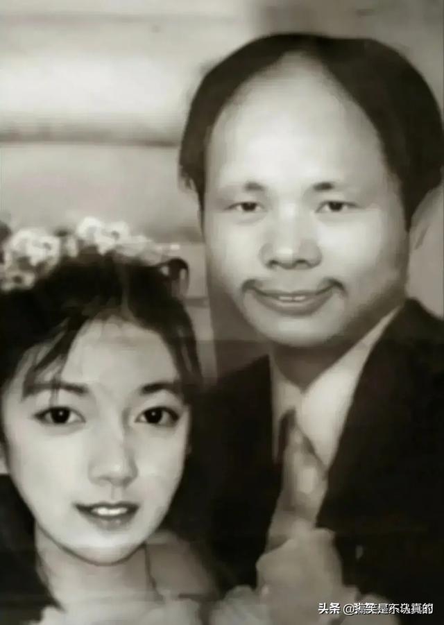 妈,我爸到底有什么特殊才艺吸引了你,当年你是怎么看上我爸的 妈,我爸到底有什么特殊才艺吸引了你,当年你是怎么看上我爸的