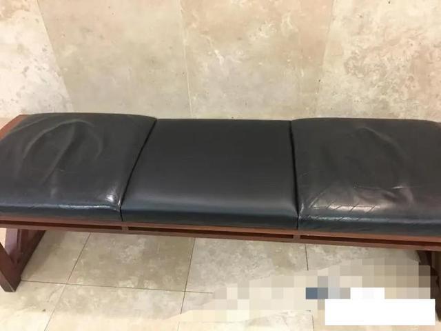 GIF动图精选:老板,你出来一下,你家的鱼多少有点不给面子啊 GIF动图精选:老板,你出来一下,你家的鱼多少有点不给面子啊