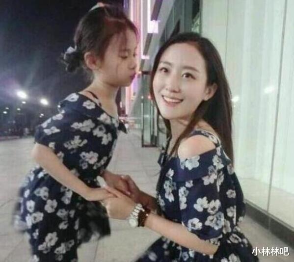 “终于知道为啥不能娶护士回家了,就怕婚后生活不和谐”哈哈哈 “终于知道为啥不能娶护士回家了,就怕婚后生活不和谐”哈哈哈