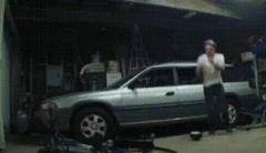 安全气囊：是他们先动的脚