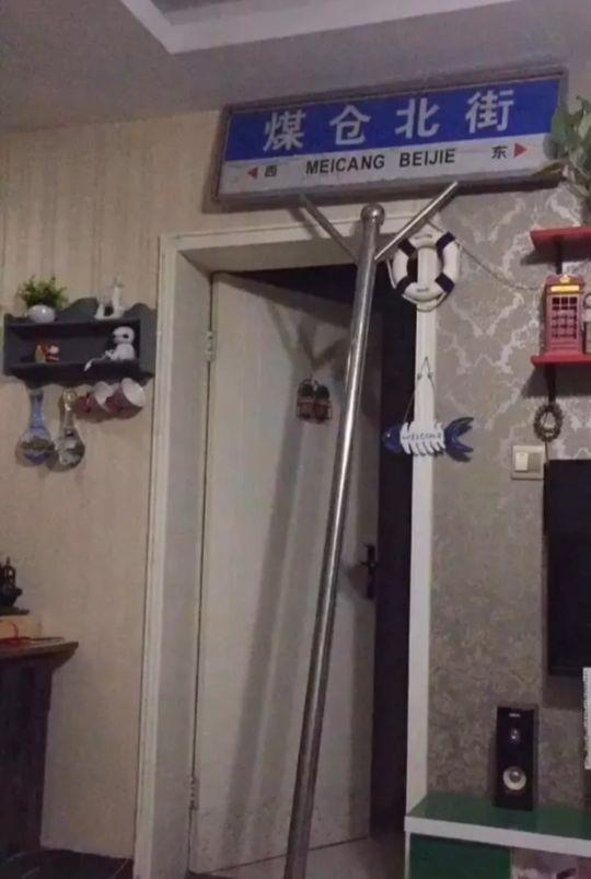 来自文科生最后的倔强,物理的大门永远为我关上…… 来自文科生最后的倔强,物理的大门永远为我关上……