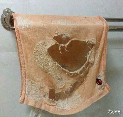 “女生认为,男士是diao丝标准出炉,你占了几条?”哈哈哈 “女生认为,男士是diao丝标准出炉,你占了几条?”哈哈哈