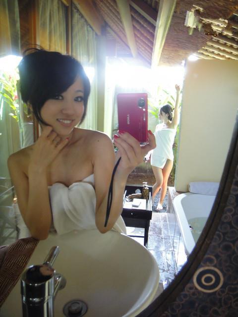 闺蜜都是用来出卖的 闺蜜都是用来出卖的