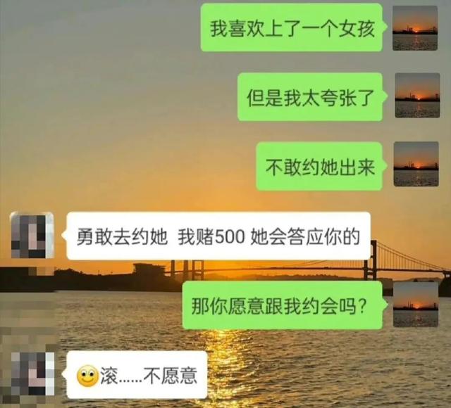 表面冷眼旁观这世界 背地里脚趾暗暗使劲