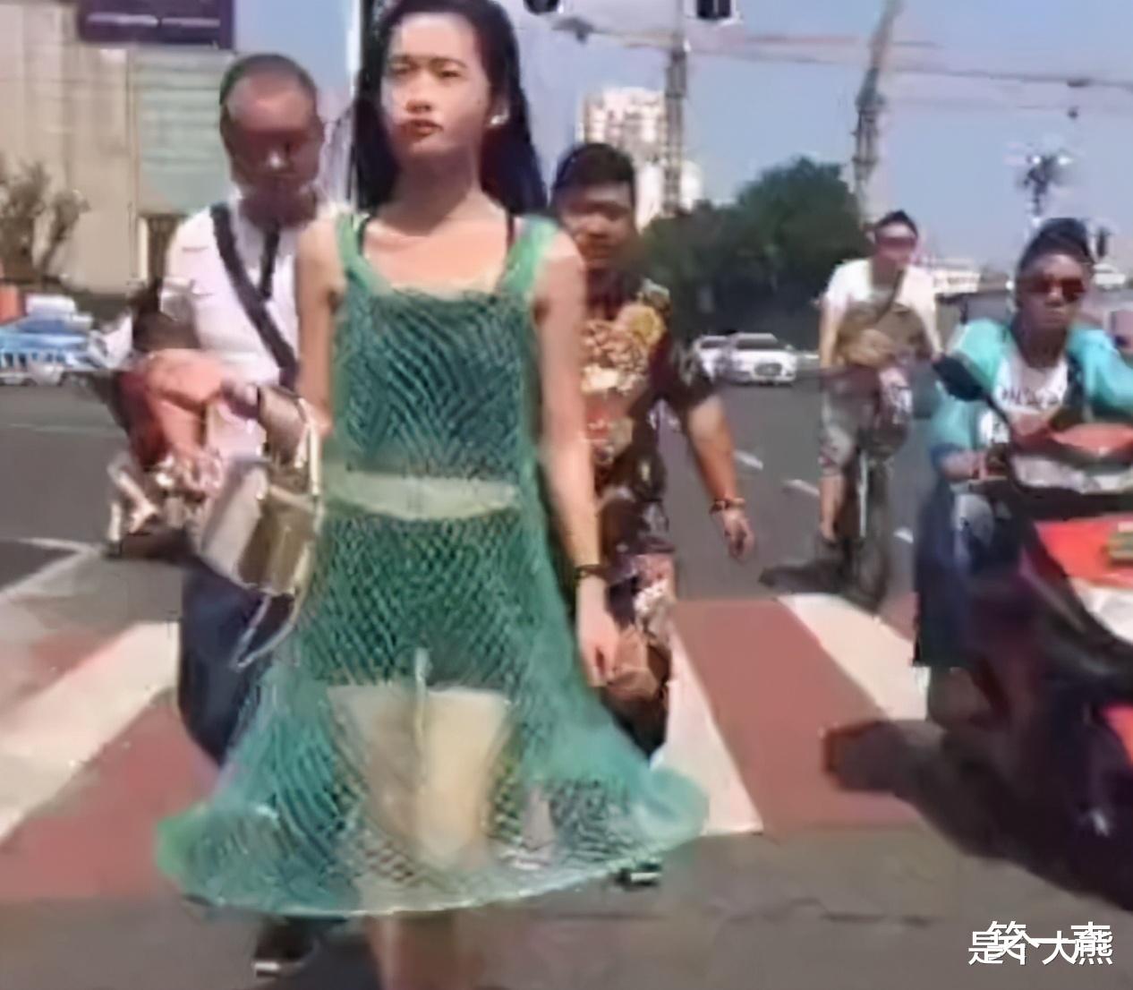 “跟网恋对象奔现了,吃完饭该干啥?”网友:做你想做的事!哈哈哈 “跟网恋对象奔现了,吃完饭该干啥?”网友:做你想做的事!哈哈哈