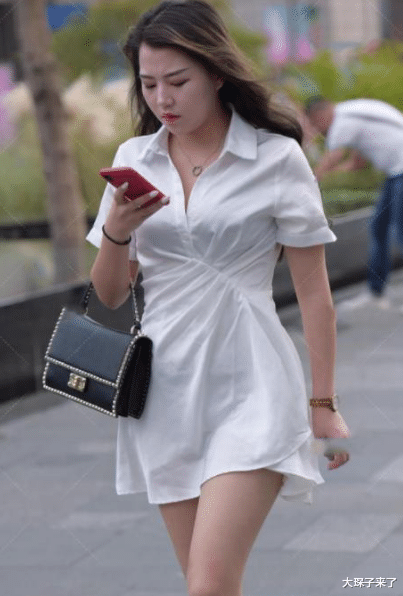 “如果乔杉在洗脚城被抓了，会像海波一样退出演艺圈吗？”哈哈哈