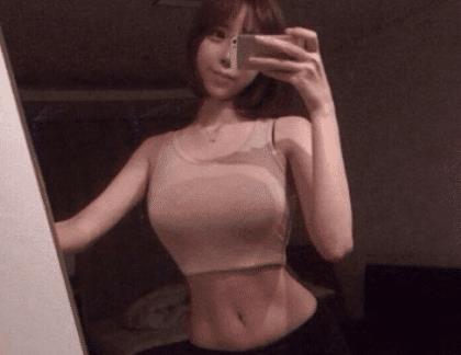 老婆跟着老板出差,回来后身上就成这个样子了,我是被绿了吗? 老婆跟着老板出差,回来后身上就成这个样子了,我是被绿了吗?