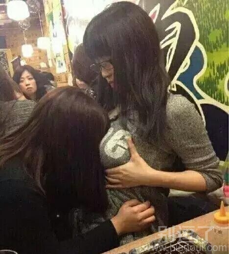 没有胸的闺蜜不是好闺蜜 没有胸的闺蜜不是好闺蜜