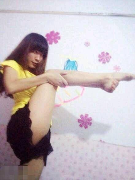 姑娘这是在干啥呢 姑娘这是在干啥呢