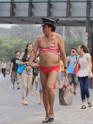 真正的勇士，敢于面对嫉妒的目光！