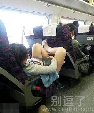 看姑娘睡觉心情真好 看姑娘睡觉心情真好