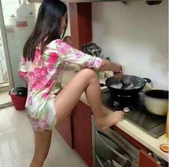 每日一笑:不就上厕所尿尿的地方嘛,整个三分线是啥意思 每日一笑:不就上厕所尿尿的地方嘛,整个三分线是啥意思