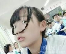 妹子,鼻毛好长呀 妹子,鼻毛好长呀