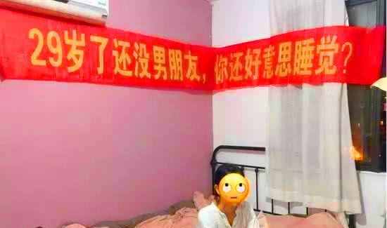 每日一笑:大兄弟,你这件衣服能穿好几年,都不用担心缩水! 每日一笑:大兄弟,你这件衣服能穿好几年,都不用担心缩水!