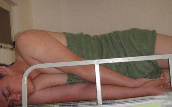 新世纪,新青年,新爆笑图片。