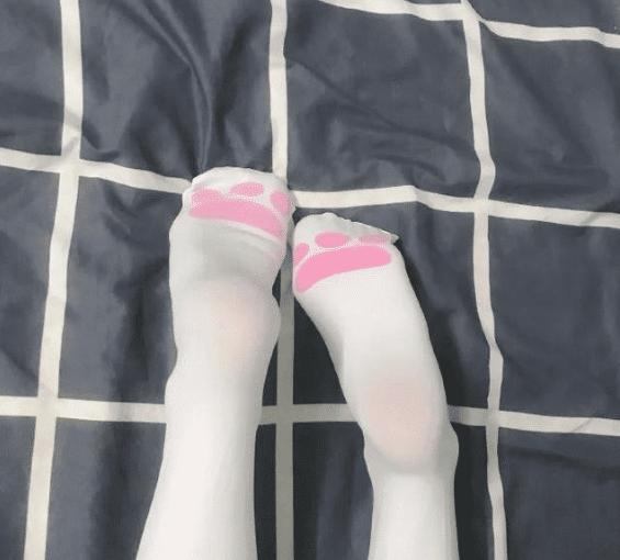 “看了30年新闻联播，才知道主持人后面放那么多电视的原因！”