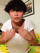 看，快看，我胸变大了