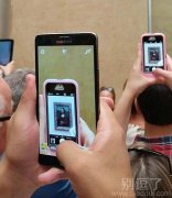 在手机里拍到的照片。