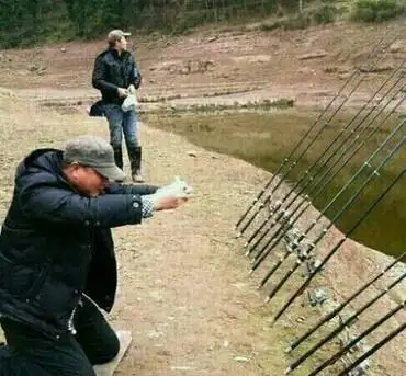 轻松一刻：人生处处是惊喜，看看是谁视奸你！