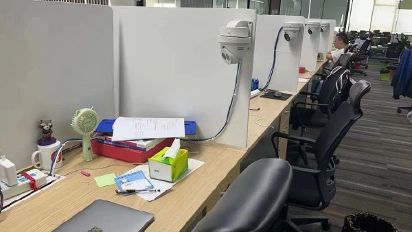 轻松一刻：人生处处是惊喜，看看是谁视奸你！