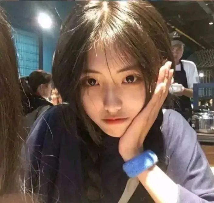 每日趣图:大型翻车现场,这也太尴尬了 每日趣图:大型翻车现场,这也太尴尬了