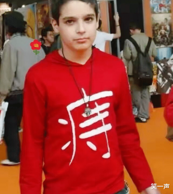 “从老婆包里翻出来的东西,朋友看到后劝我离婚,这是为啥?”哈哈哈哈 “从老婆包里翻出来的东西,朋友看到后劝我离婚,这是为啥?”哈哈哈哈