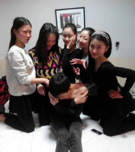 姐妹们就是这么霸气! 姐妹们就是这么霸气!