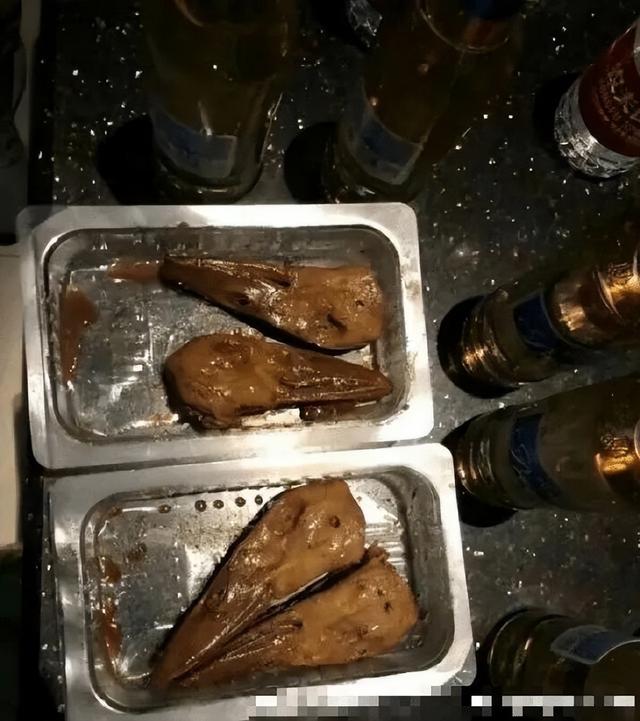 冷战归冷战不能影响吃饭 | 冷段子2268 & 去年今日1909 冷战归冷战不能影响吃饭 | 冷段子2268 & 去年今日1909
