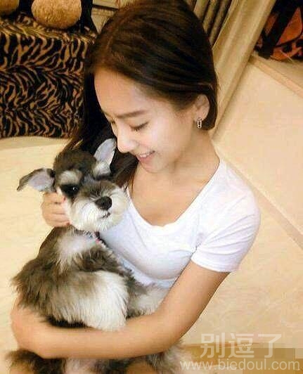 妹子你的便宜让它占了