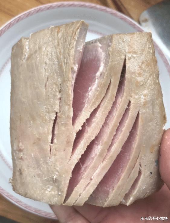 “在爷爷仓库里发现的,这最少也是个营长吧?”网友:最低师长!哈哈哈~ “在爷爷仓库里发现的,这最少也是个营长吧?”网友:最低师长!哈哈哈~