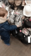 爆笑gif：这熊孩子将来必成大器！