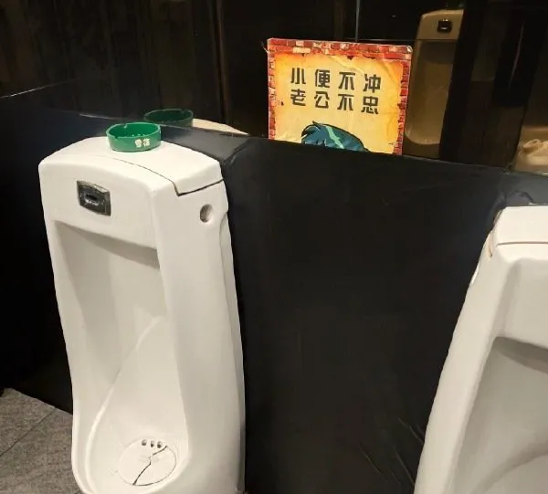 “河里捡的石头,样子像极了化石...”哈哈哈感觉评论在骗我! “河里捡的石头,样子像极了化石...”哈哈哈感觉评论在骗我!
