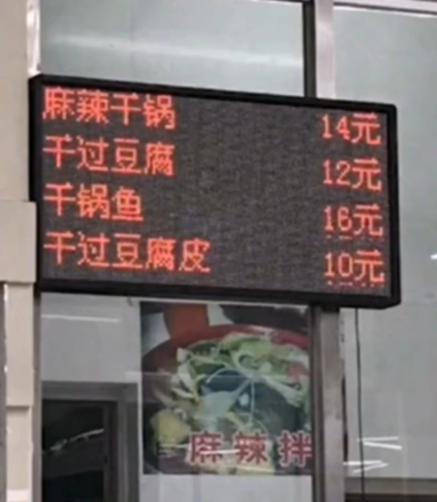 搞笑趣图:当新买的电脑死机时跟同一台电脑一年后死机时! 搞笑趣图:当新买的电脑死机时跟同一台电脑一年后死机时!