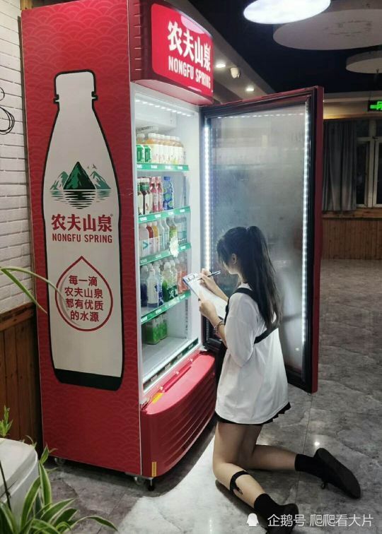 开心一刻:去男科体检,医生是我前妻,事毕后,她幽幽地说… 开心一刻:去男科体检,医生是我前妻,事毕后,她幽幽地说…