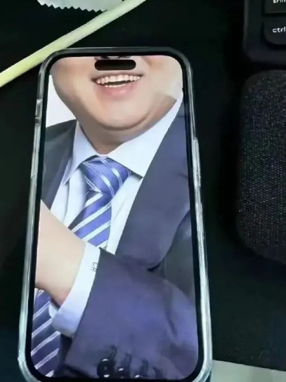 轻松一刻:老公酒后说喜欢前女友,妻子该怎么做? 轻松一刻:老公酒后说喜欢前女友,妻子该怎么做?