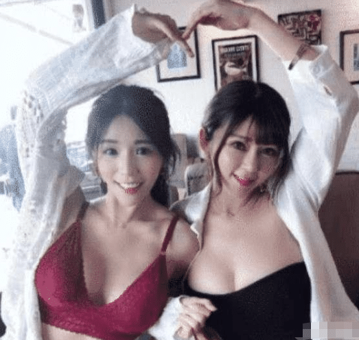 “男女关系发生以后,第一句话都说的啥?”哈哈哈哈,我tm眼泪都笑出来了 “男女关系发生以后,第一句话都说的啥?”哈哈哈哈,我tm眼泪都笑出来了