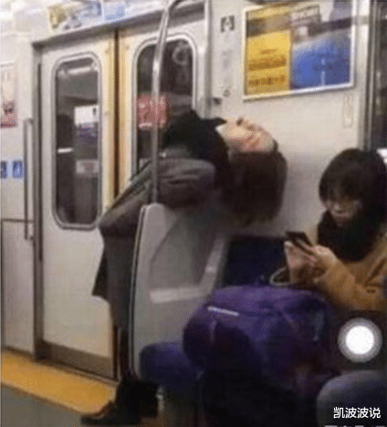 “马上要出院了,但我相中了这个护士姐姐”20万彩礼娶她值吗哈哈哈 “马上要出院了,但我相中了这个护士姐姐”20万彩礼娶她值吗哈哈哈