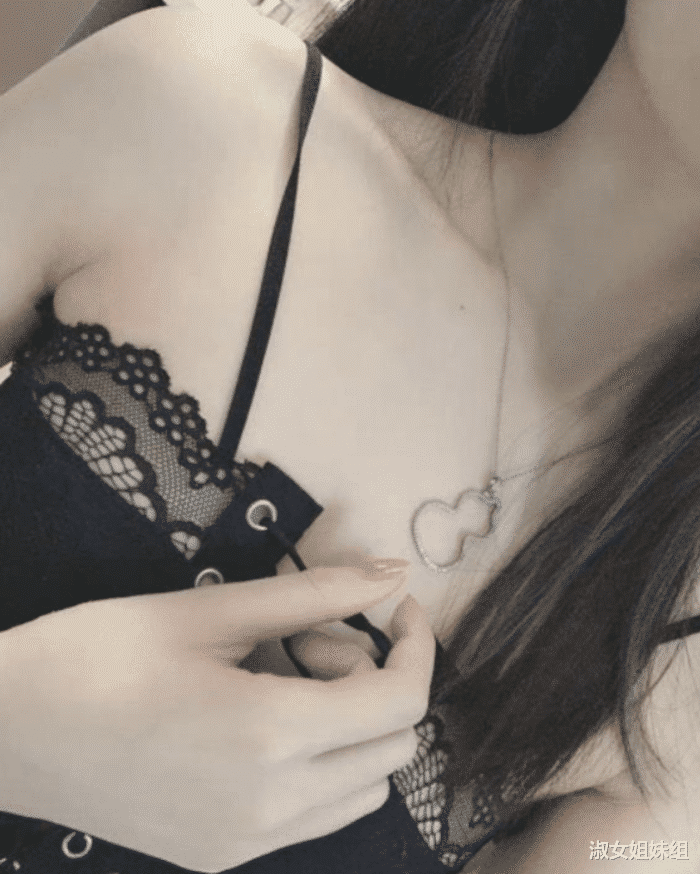 “老婆发来出差的照片,大家看后都劝我看开点,你们都是怎么了?”哈哈哈哈 “老婆发来出差的照片,大家看后都劝我看开点,你们都是怎么了?”哈哈哈哈
