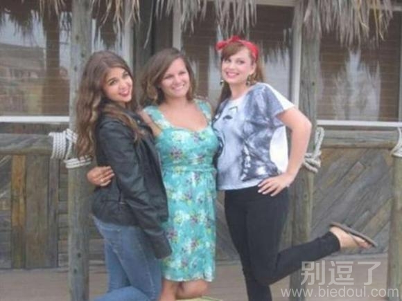 妹子的有趣衣服。 妹子的有趣衣服。