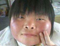 看大美女如何卖萌 看大美女如何卖萌