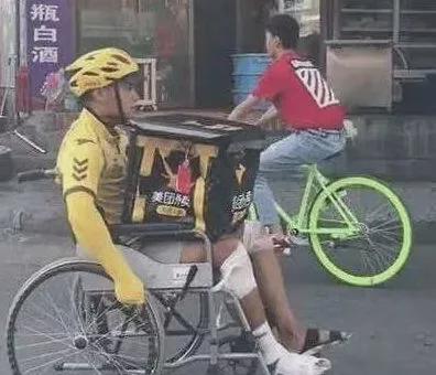 当纹身“老了”会变成什么样? 看完估计肠子都悔青了!啊哈哈哈~ 当纹身“老了”会变成什么样? 看完估计肠子都悔青了!啊哈哈哈~